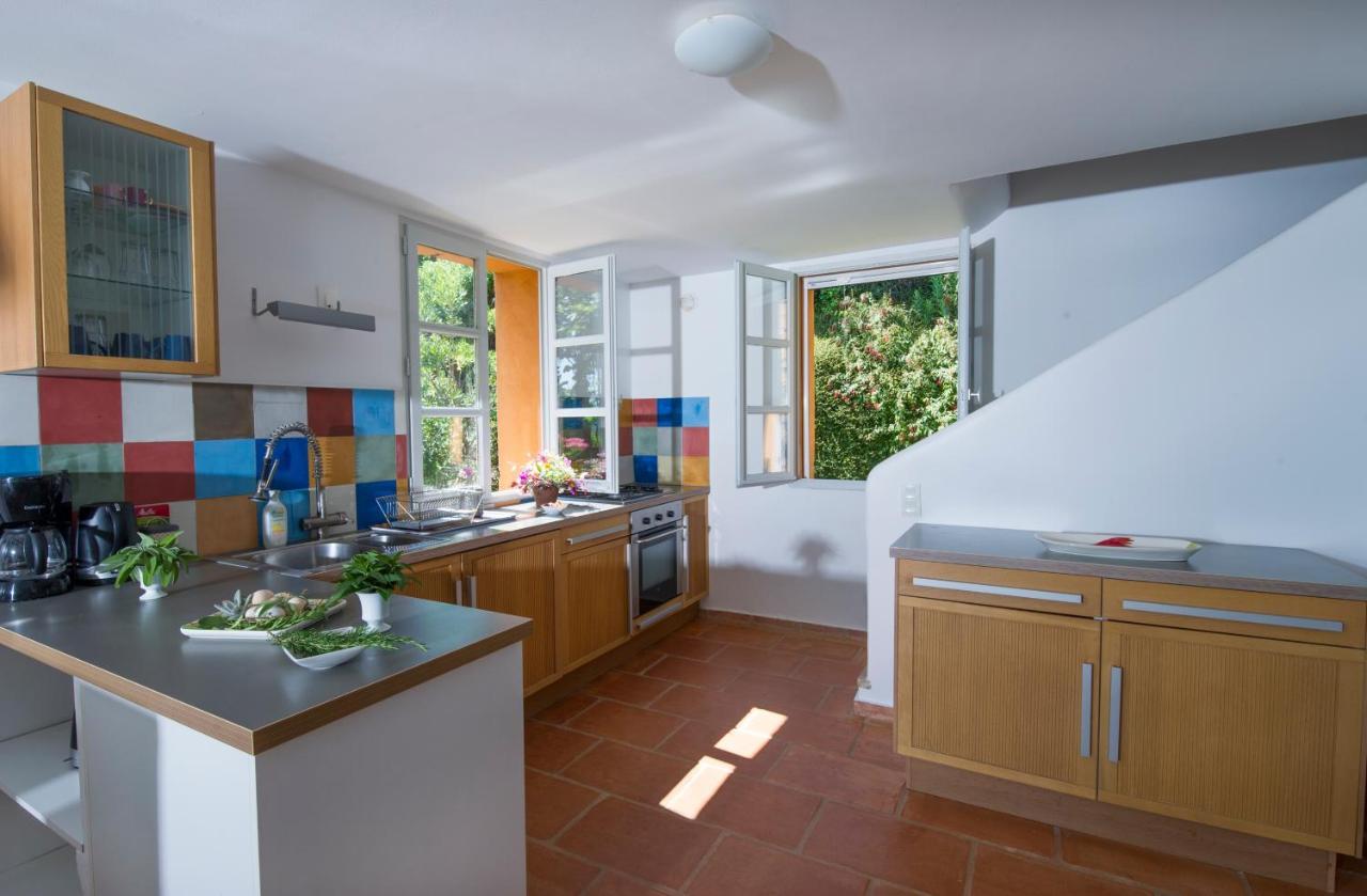 Vila House With Garden And Sea View La Londe-les-Maures Exteriér fotografie