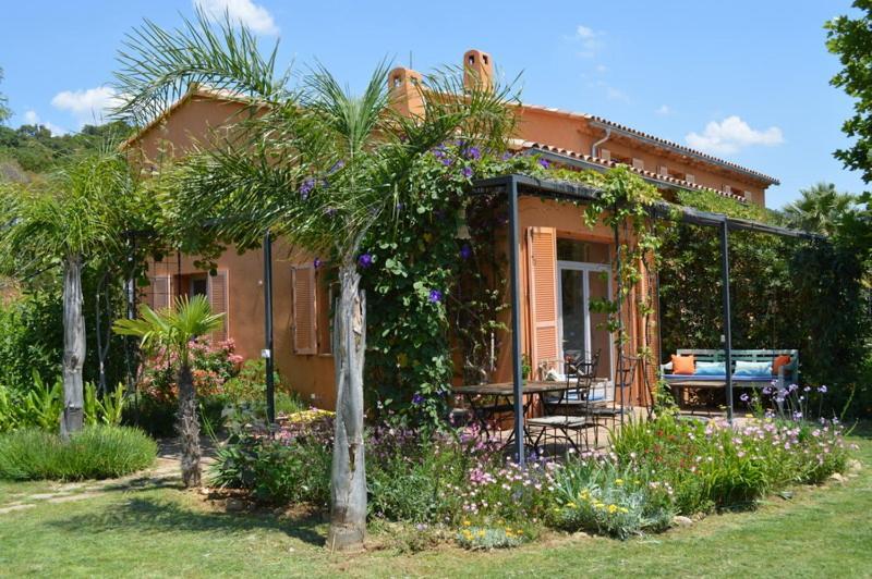 Vila House With Garden And Sea View La Londe-les-Maures Exteriér fotografie